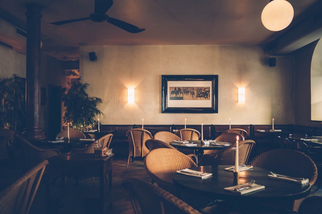 Pacific Times, Bar in Munich