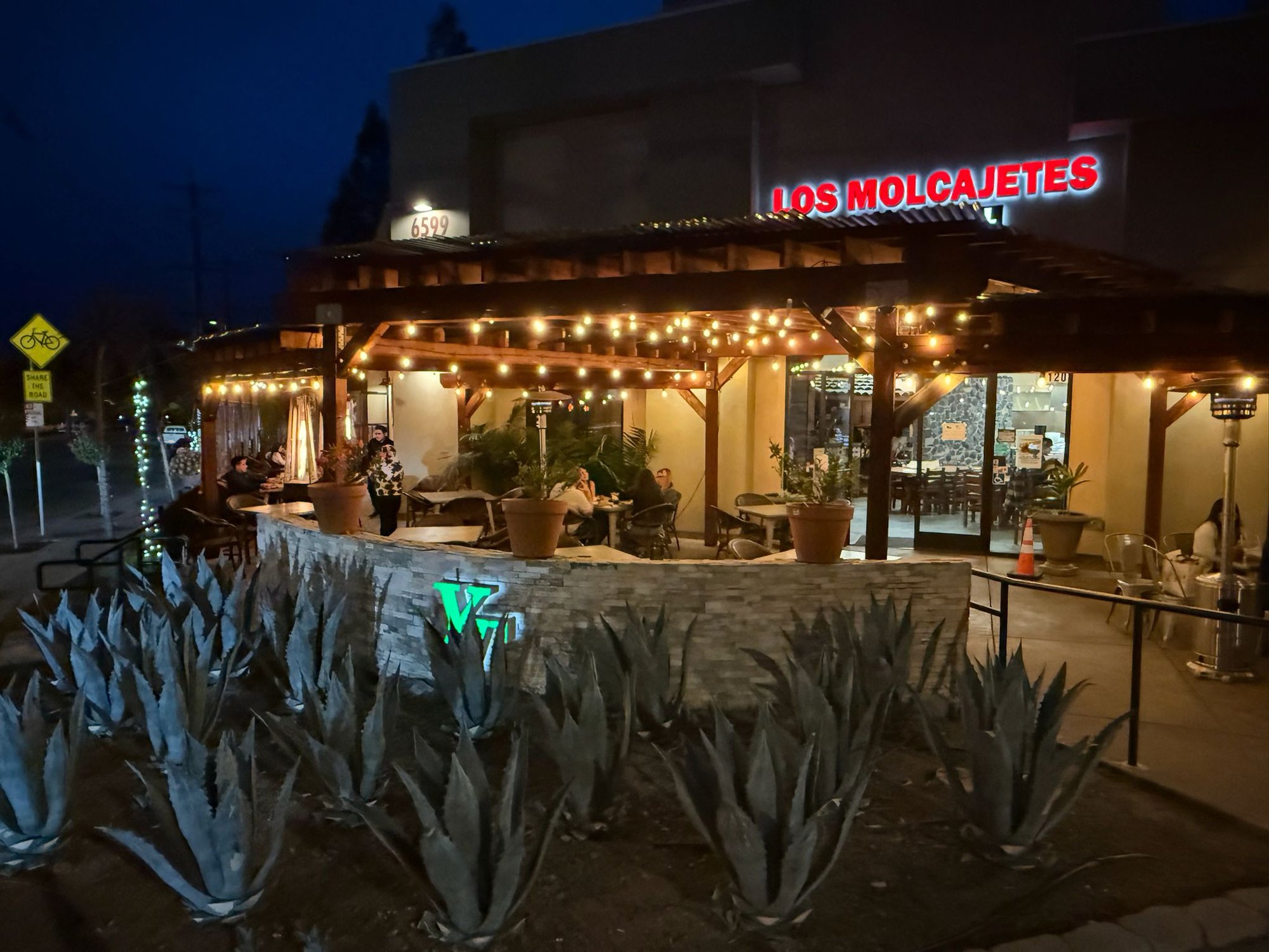 Taqueria Molcajetes, Bar in Santa Rosa