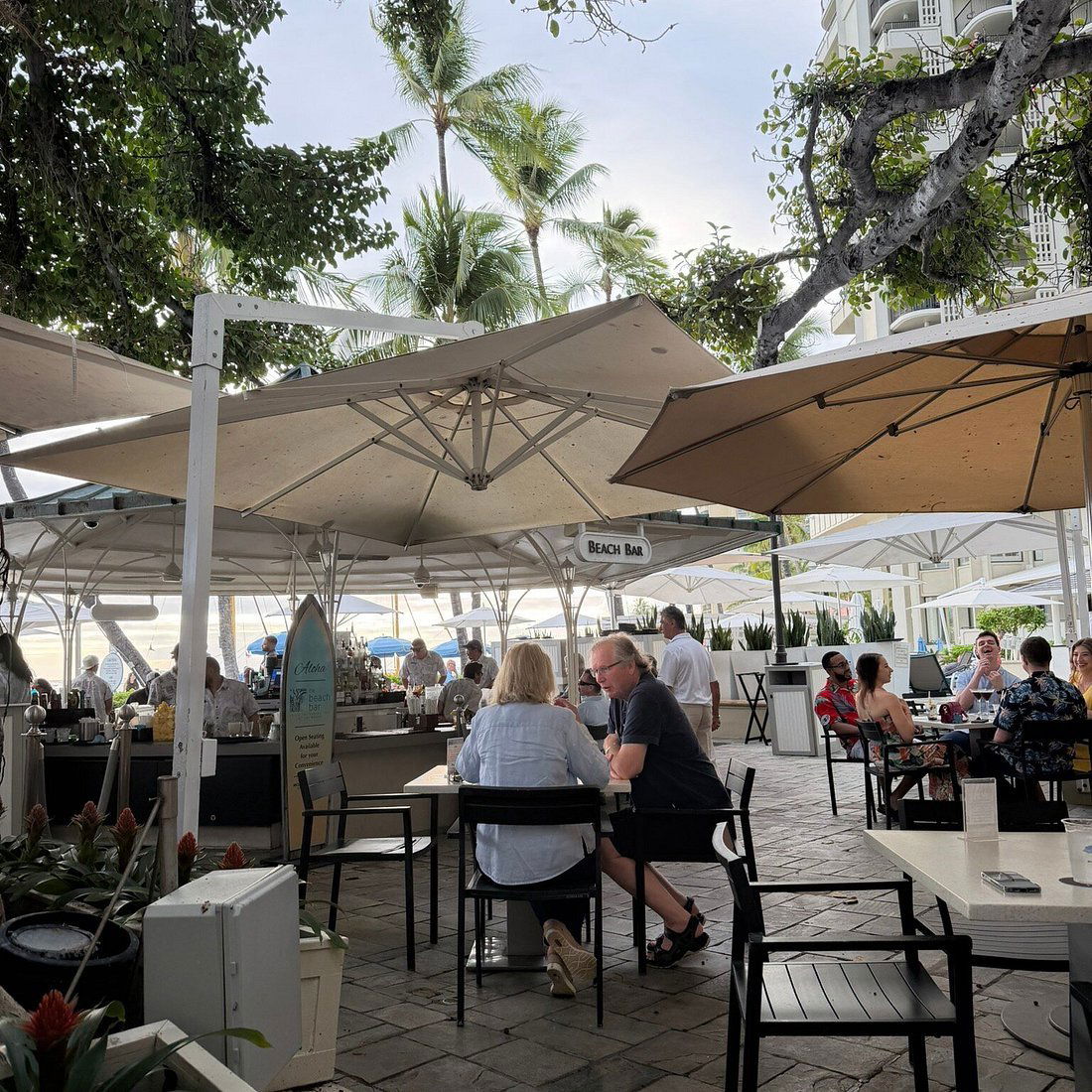 Beachhouse at the Moana, Bar in Urban Honolulu