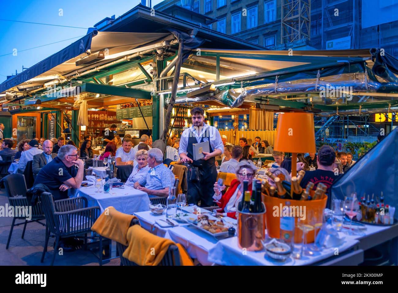 Rafael's Vinothek bar in Naschmarkt
