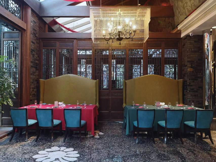 CHAR Bar & Grill bar in Chengdu