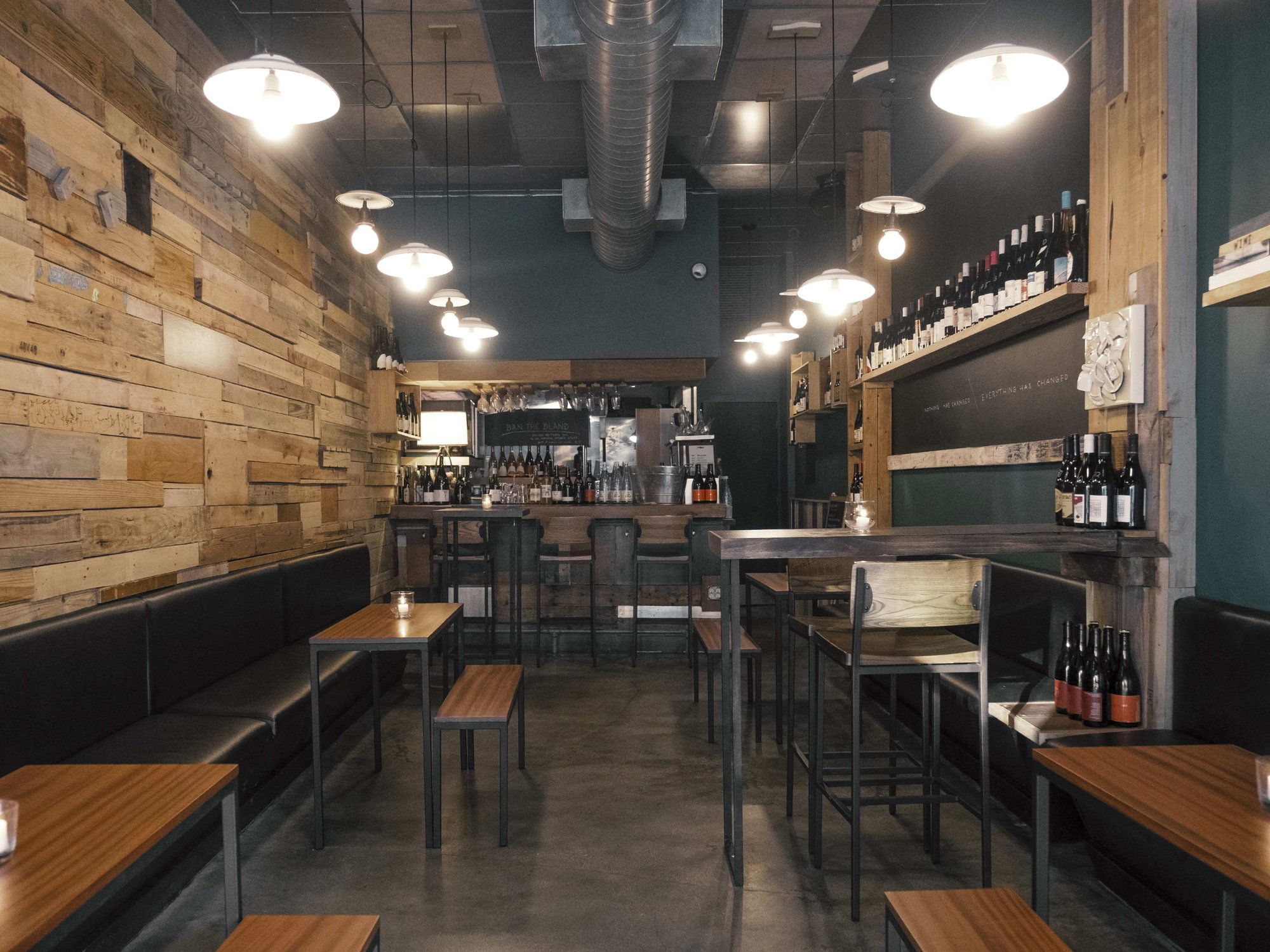 niu wine, Bar in Miami