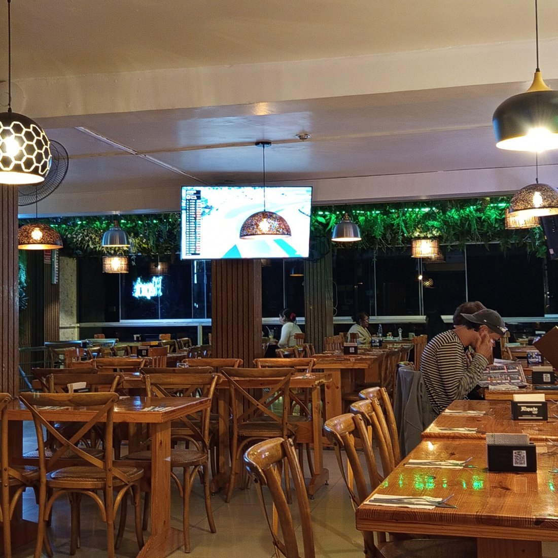 Mapacho Craft Beer Restaurant bar in Urubamba, Peru