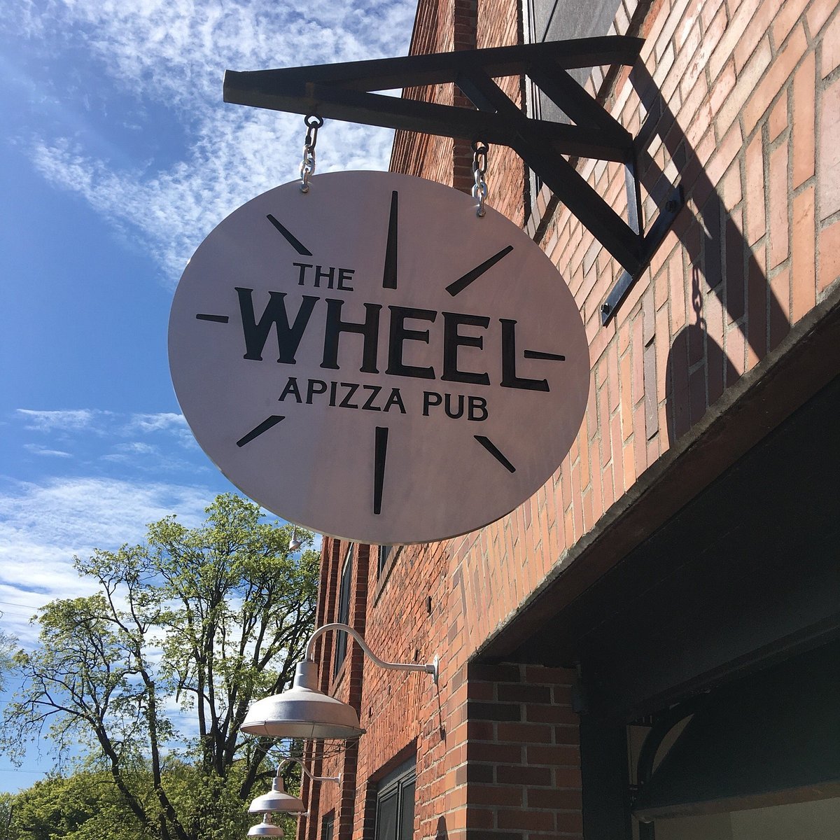 The Wheel Apizza Pub, Eugene, United States