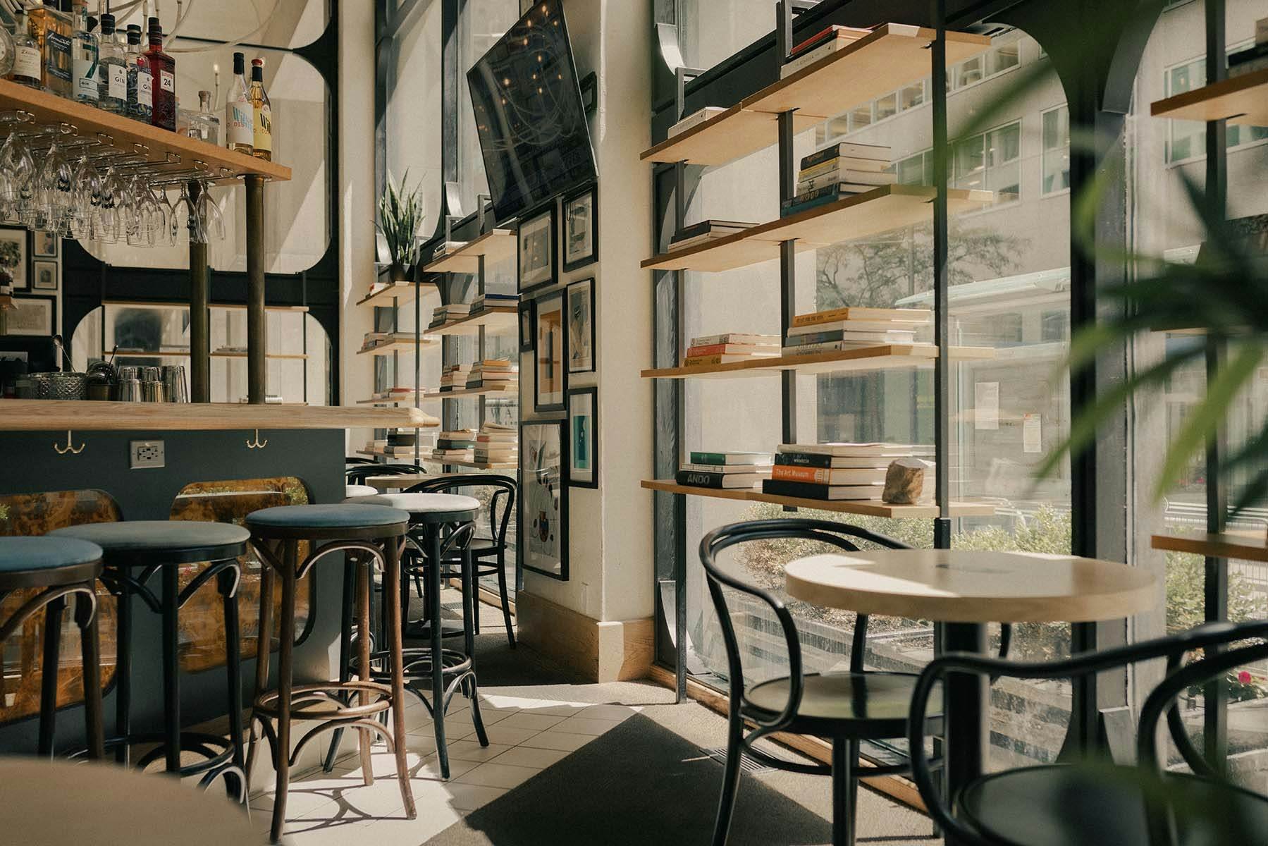 Walrus Pub & Beer Hall, Bar in Toronto