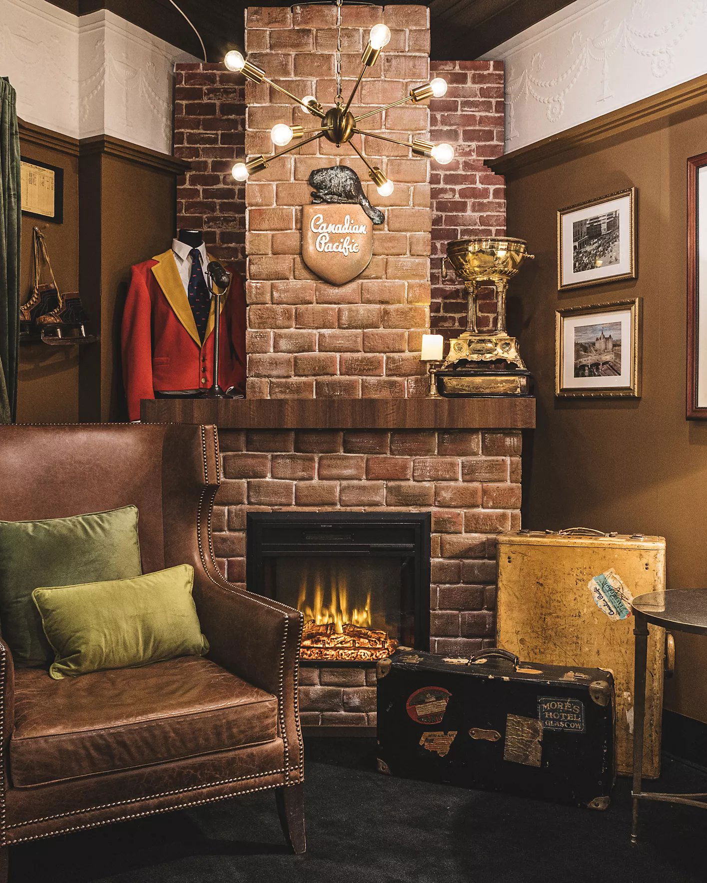 1912, Bar in Ottawa