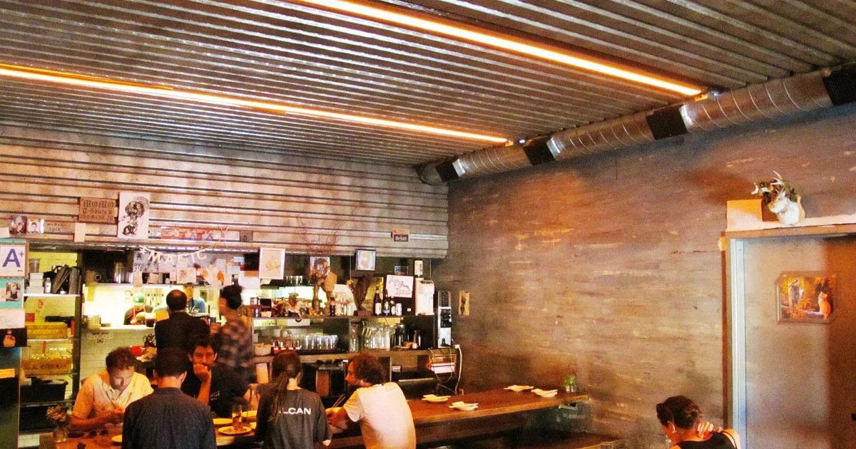 Momo Sushi Shack, Bar in New York City