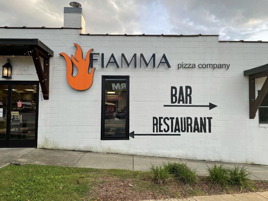 FIAMMA pizza company bar in Chattanooga, United States