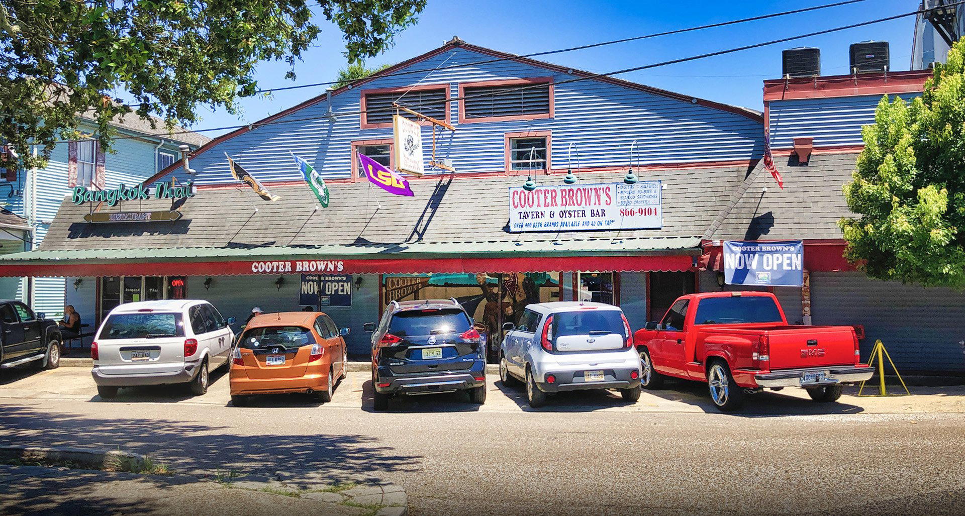 Cooter Brown's Tavern bar in New Orleans, United States