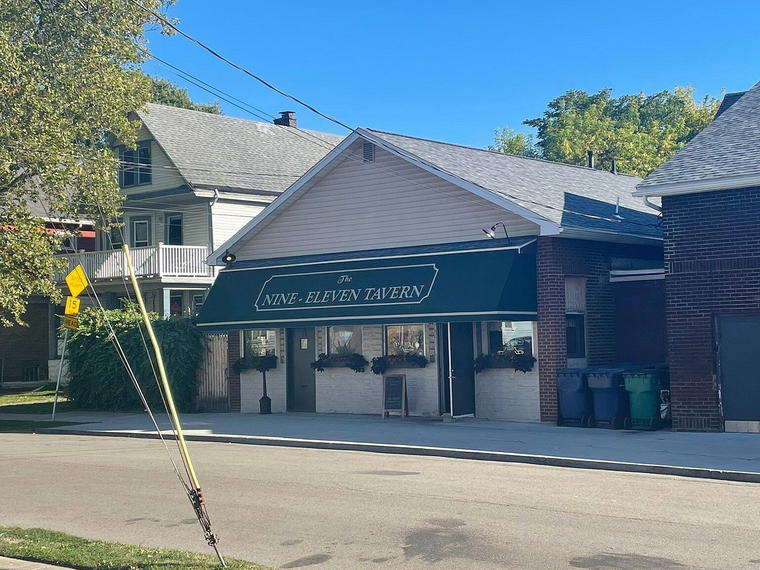 Nine-Eleven Tavern, Buffalo, United States