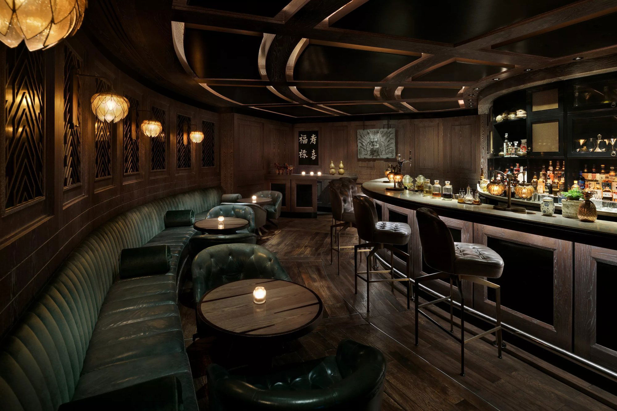 Rosewood Abu Dhabi, Bar in Abu Dhabi