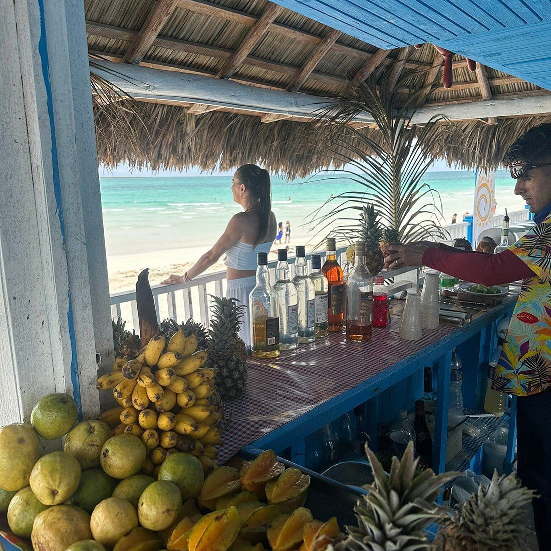 El Pilar, Bar in Cayo Guillermo