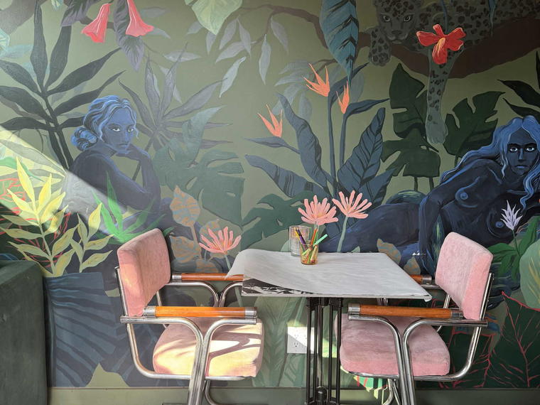 Justine's Wine Bar, Los Angeles, United States