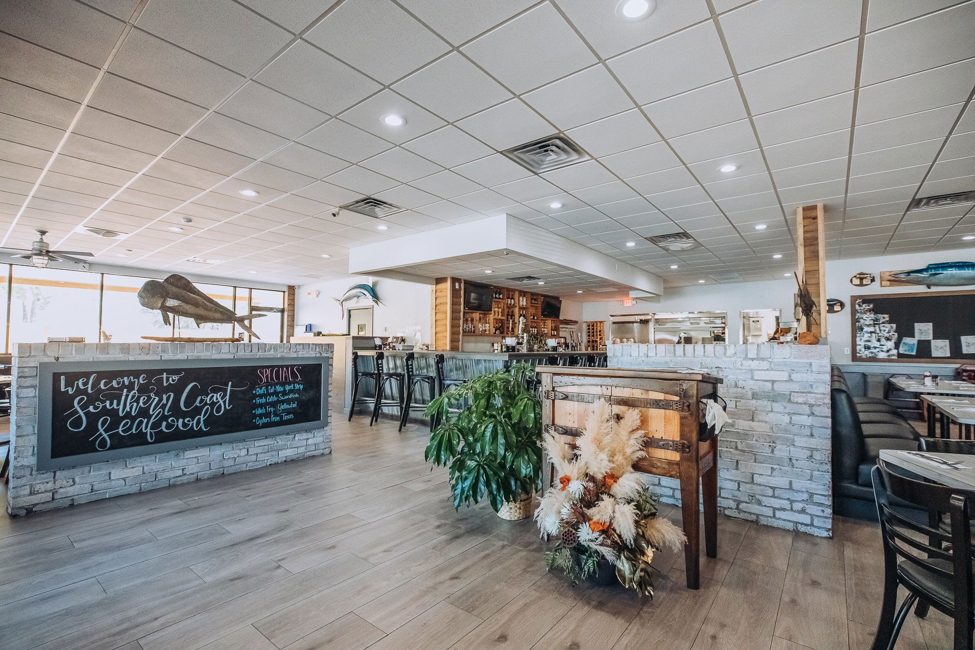 Southern Coast Seafood, Bar in Jacksonville