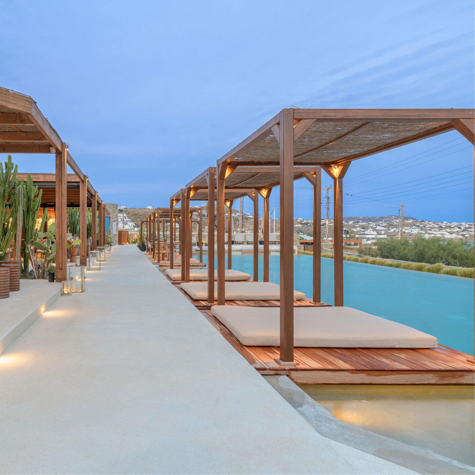 George’s Pool Bar bar in Mykonos