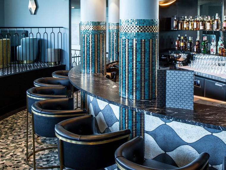 Aquarium Bar and Charcot Lounge, Dinard, France