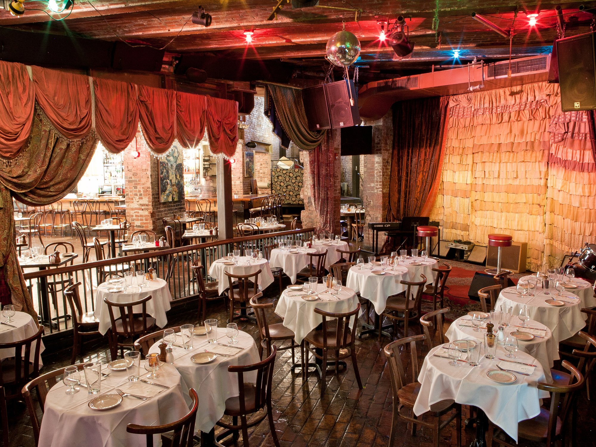 Beehive Restaurant bar in Boston, United States