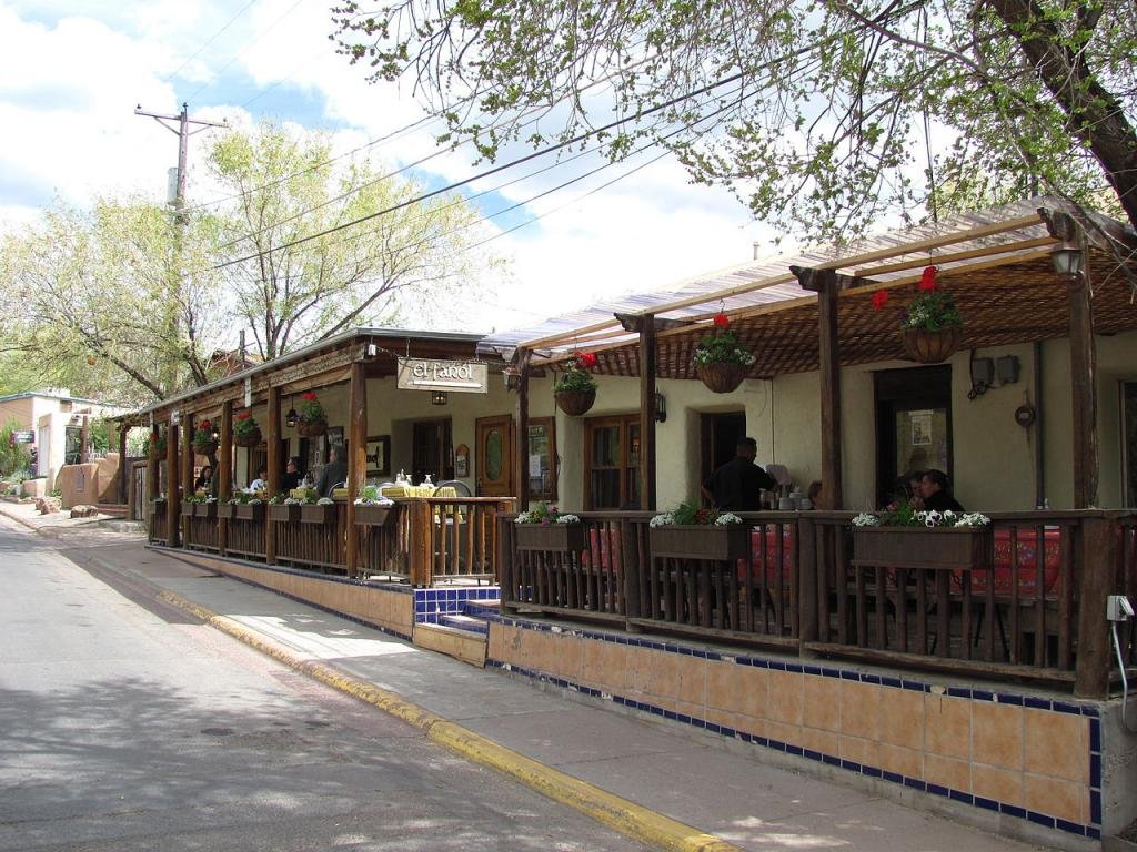 El Farol bar in Santa Fe, United States