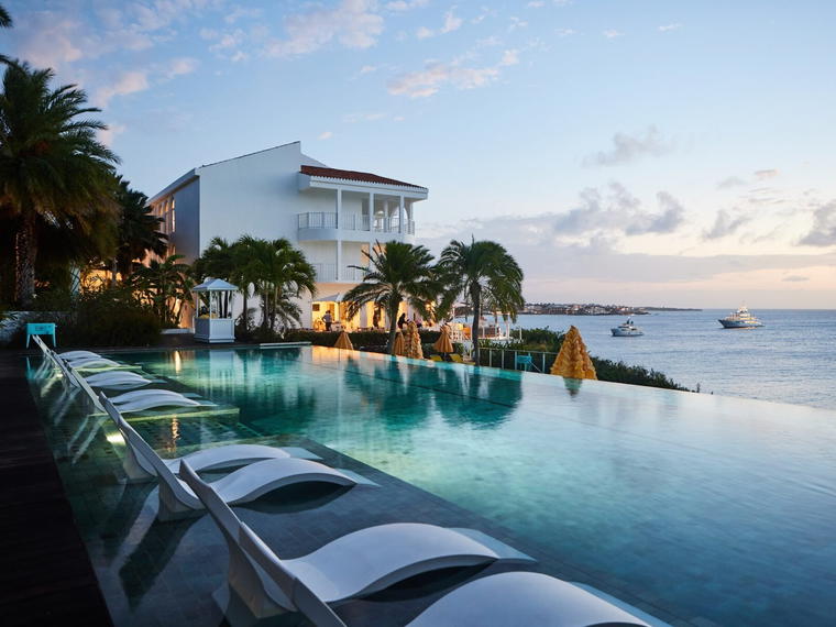 Bar Soleil, Meads Bay, Anguilla