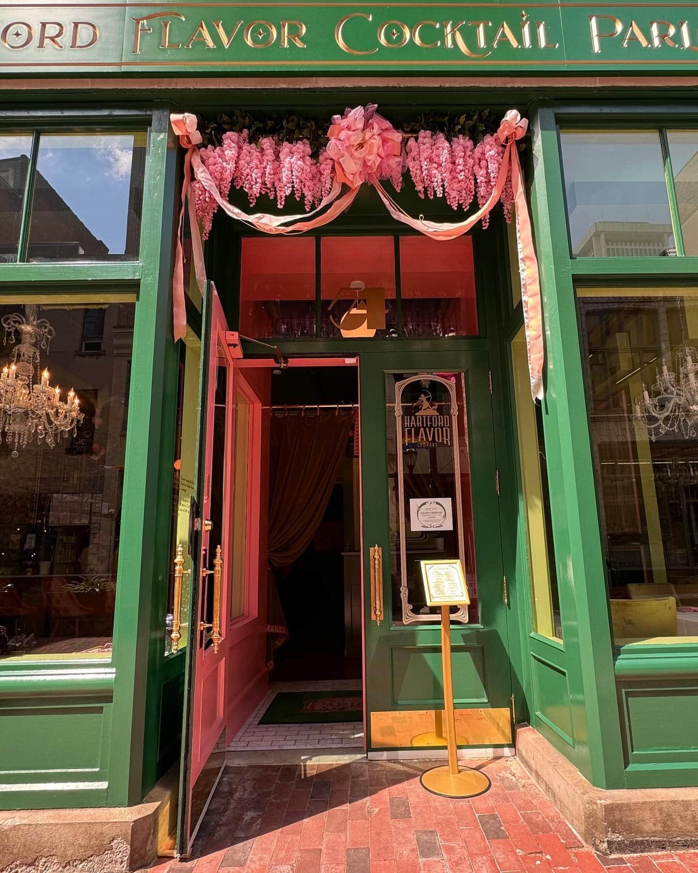 Hartford Flavor Company Distillery, Bar in Hartford