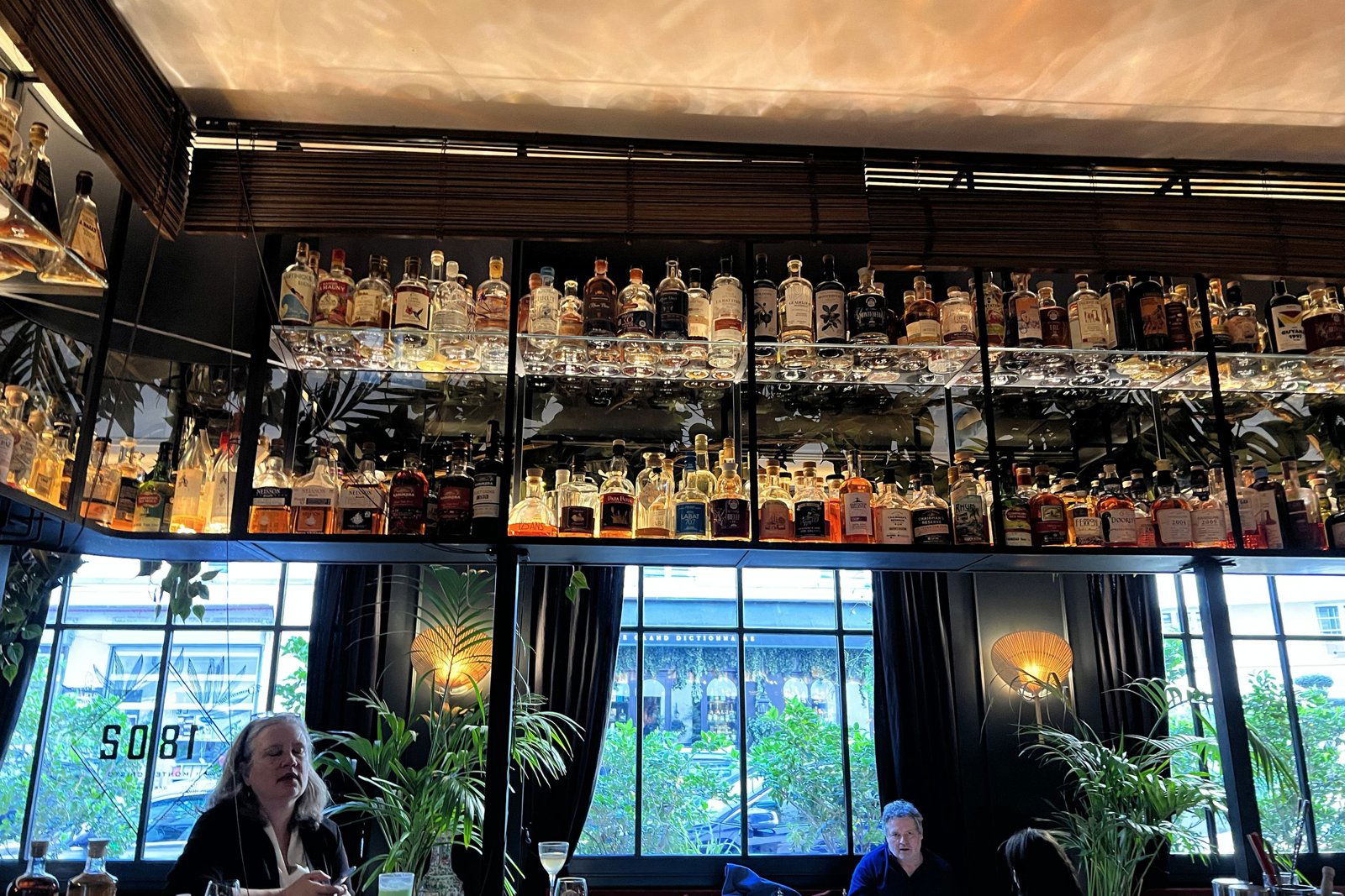 Bar 1802, Bar in Paris