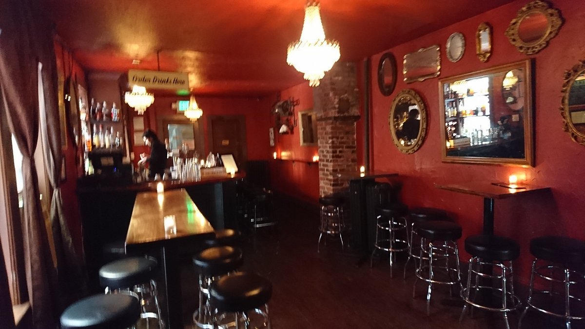The Upstairs, Bar in Seattle