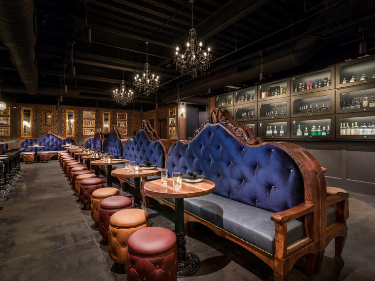 The White Rabbit, Gilbert, United States