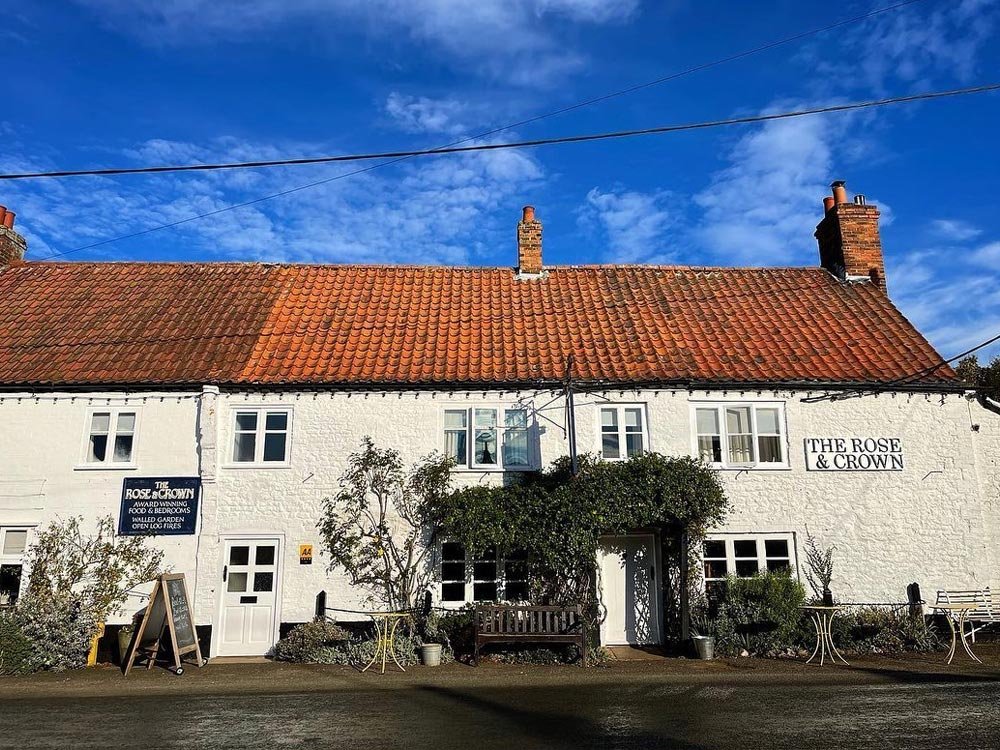 The Rose & Crown bar in Snettisham