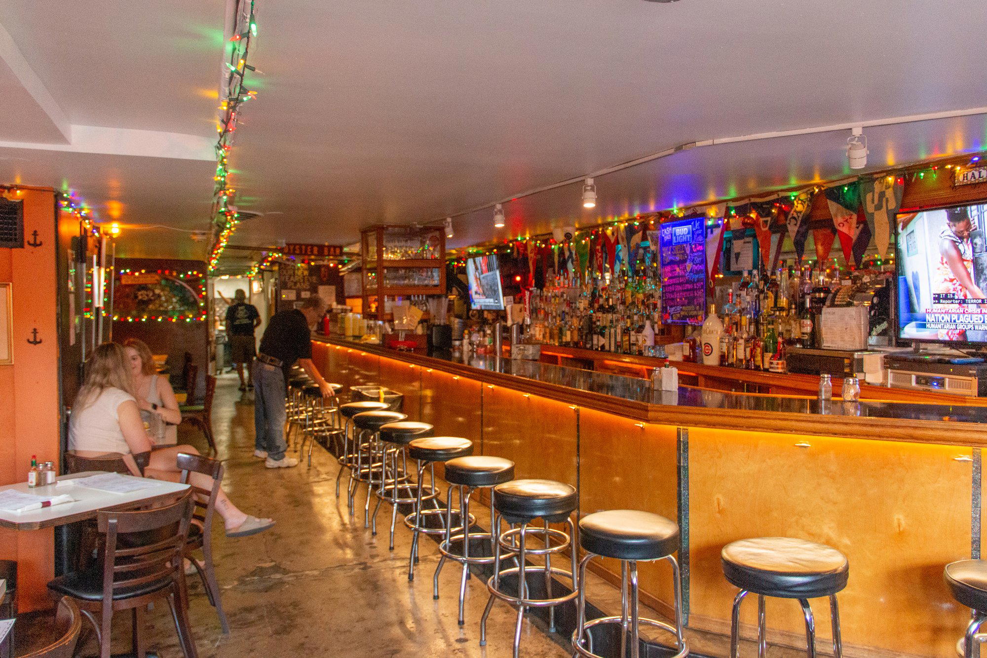 Half Shell bar in Chicago, United States