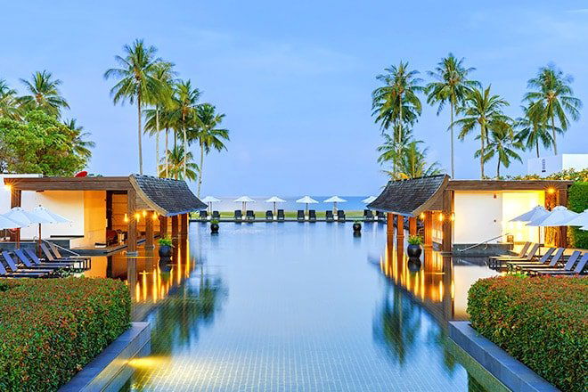 Scene, Bar in Sanya