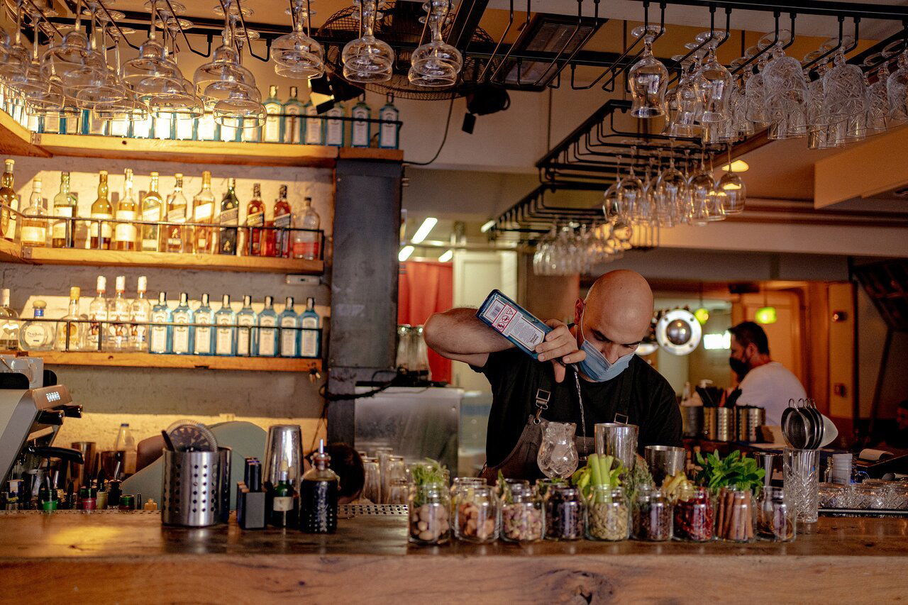 Kozmonot Pub Topağacı, Bar in Istanbul
