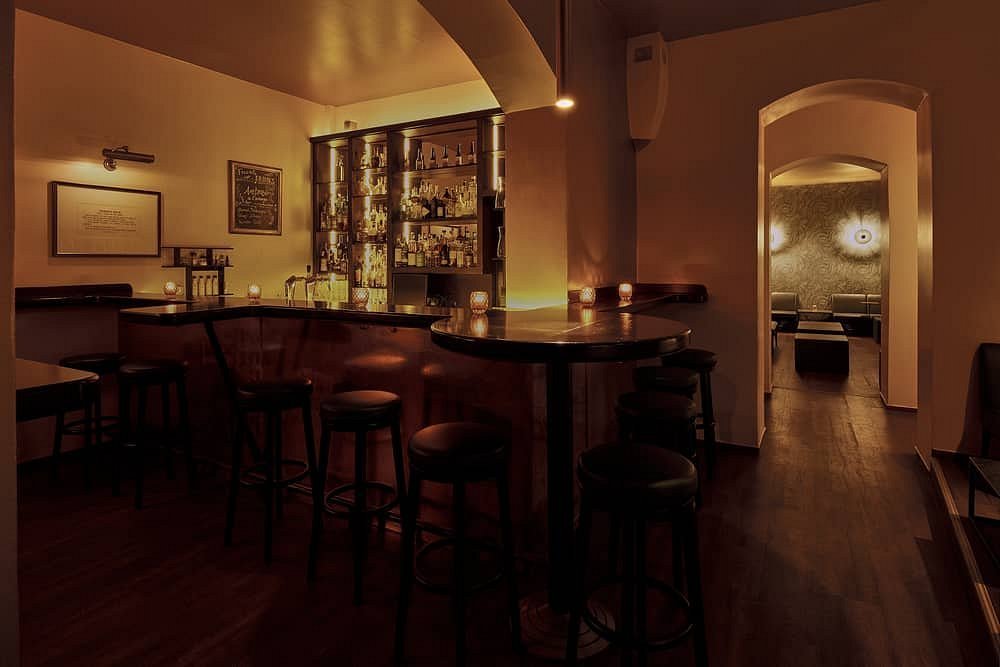 Galander Haifischbar, Bar in Berlin