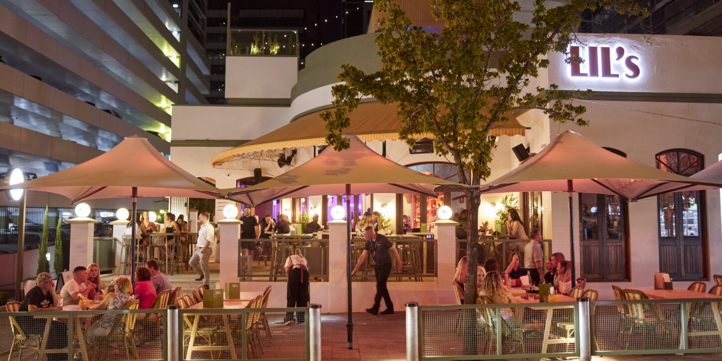 Lil's Rooftop Bar, Bar in Perth