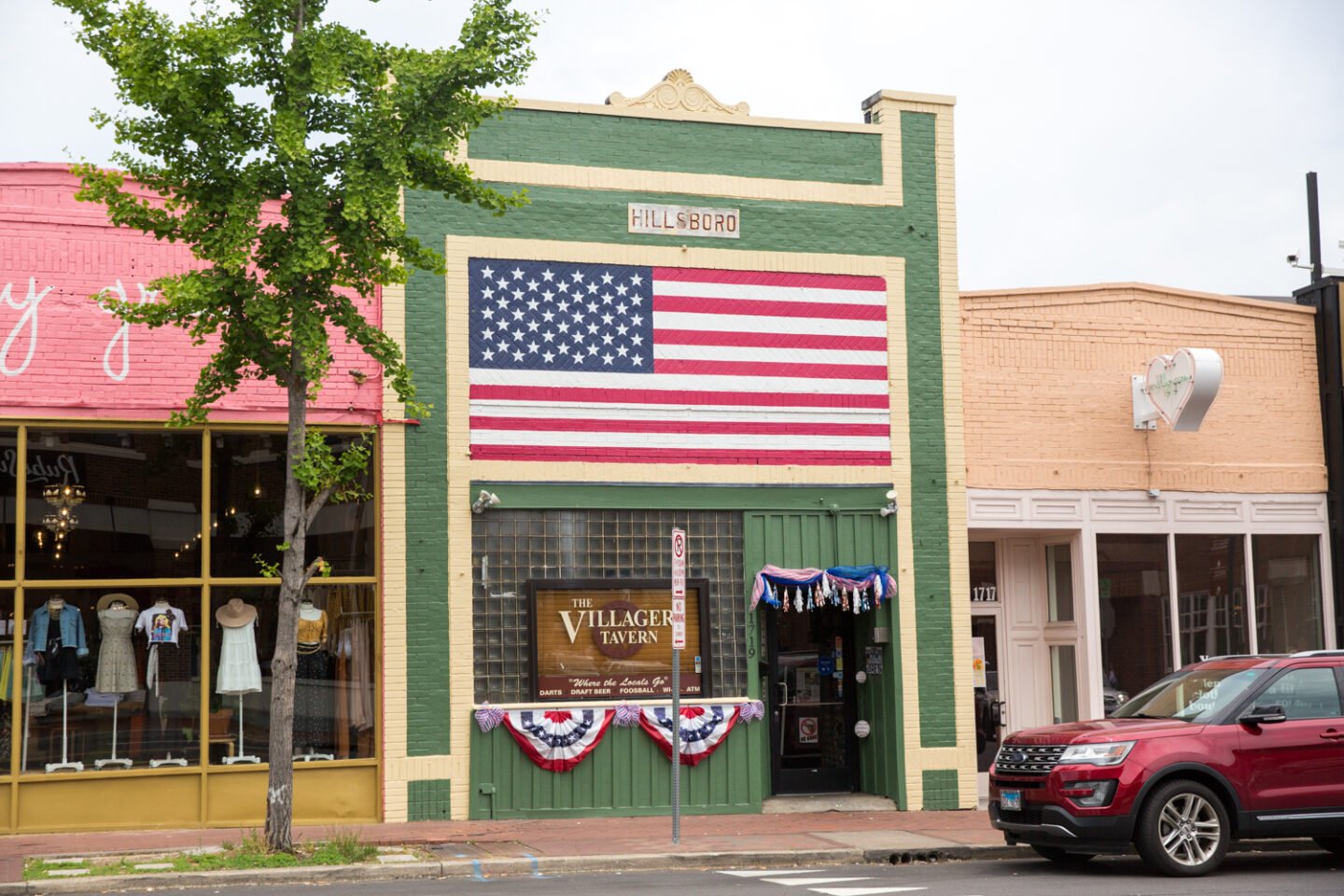 The Villager Tavern, Bar in Nashville