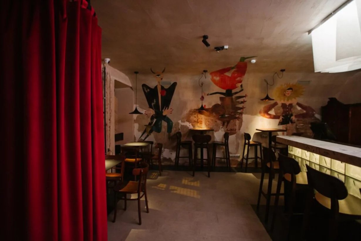 Ola Bar, Bar in Saint Petersburg
