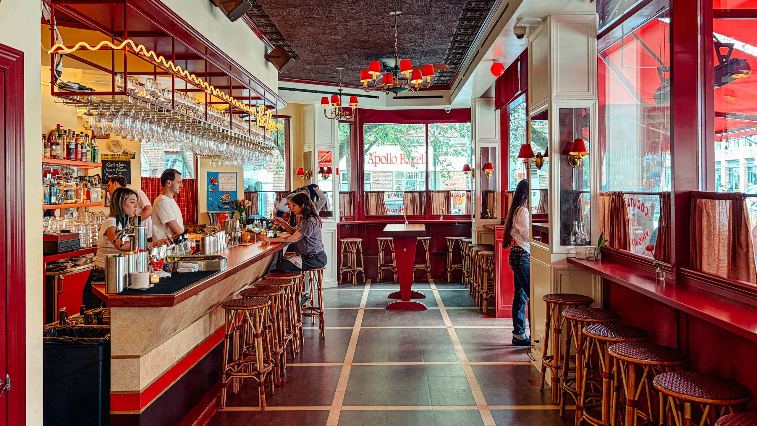 Peek Inn, Bar in Brooklyn