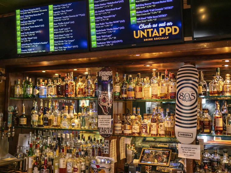 Yucca Tap Room, Tempe, United States
