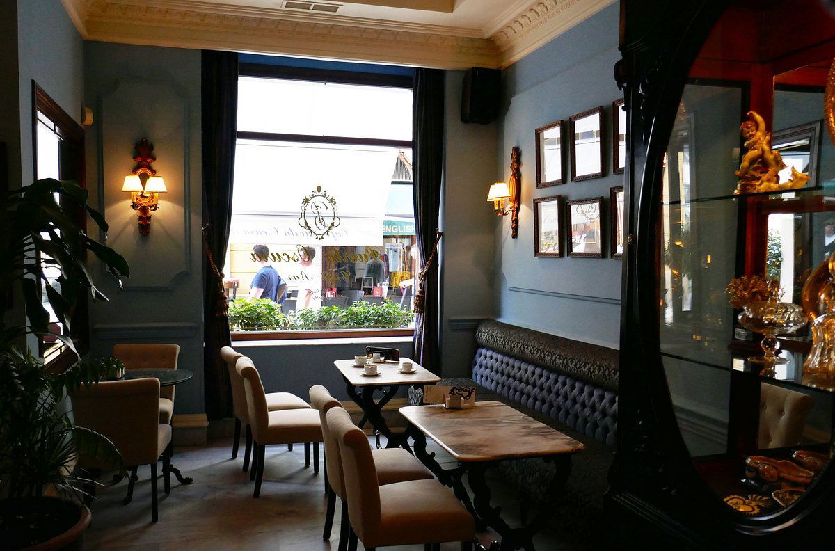 Puerta Oscura, Bar in Málaga