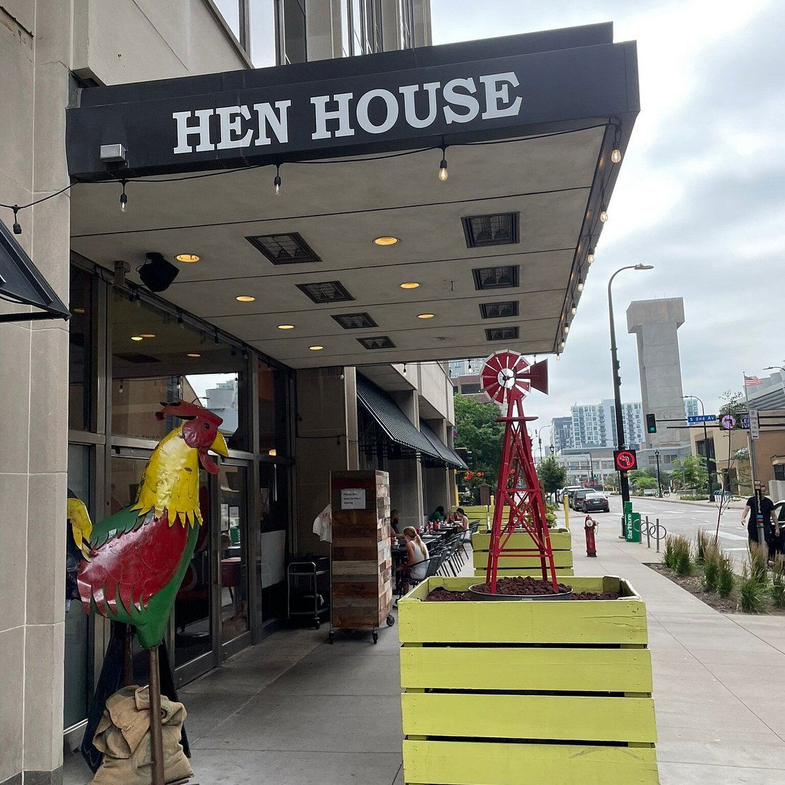 Hen House Eatery, Bar in Minneapolis