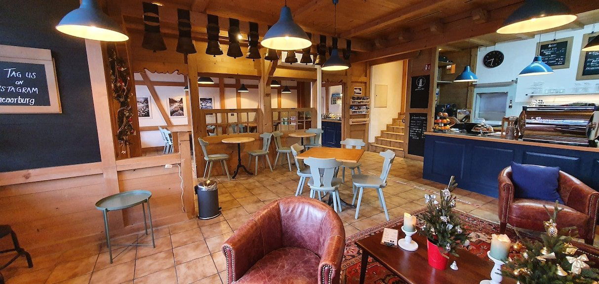 The Aarburg Hotel & Café, Bar in Unterseen