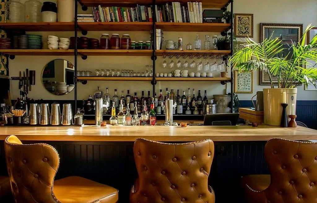 ASTERA, Bar in Portland