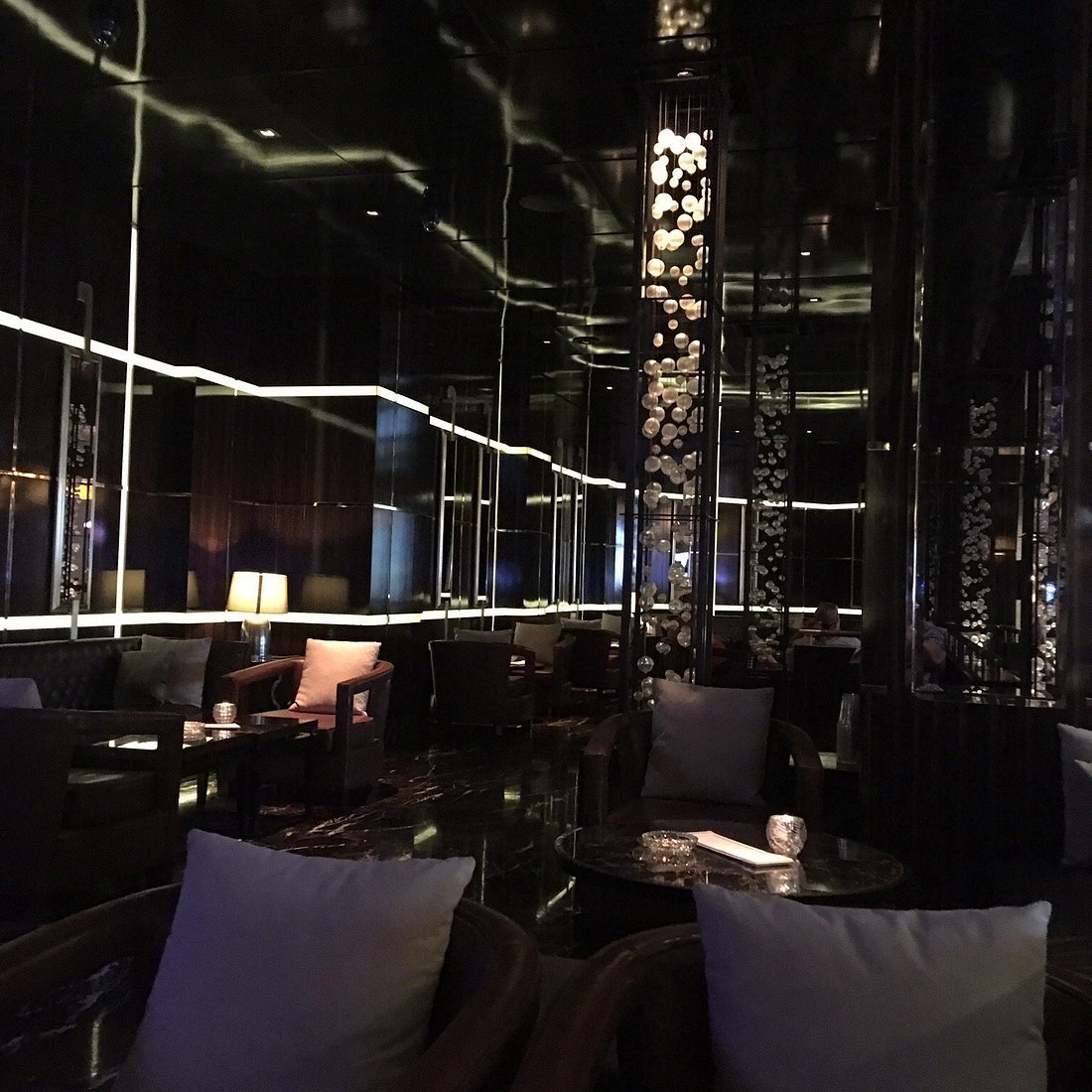 Moon Bar & Lounge, Nassau, Bahamas