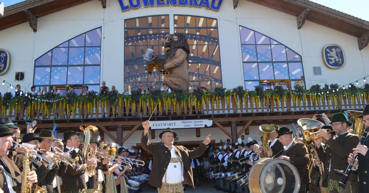 Löwenbräu Festzelt (nur während Oktoberfest geöffnet), Bar in Munich