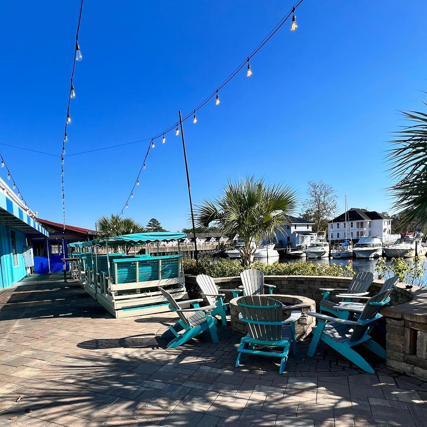 Lockside Bar and Grill bar in Chesapeake, United States