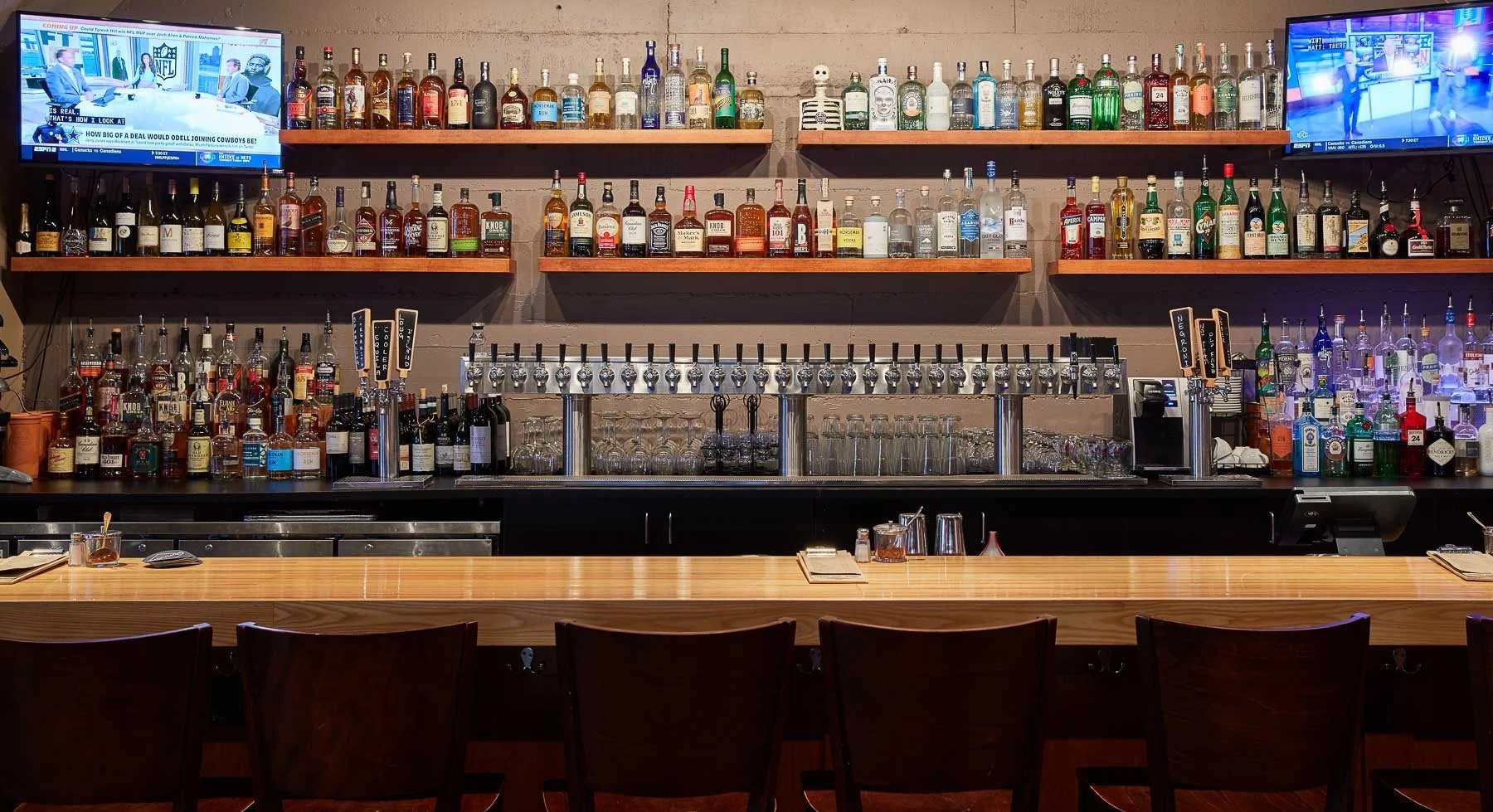 Black Sheep Coal Fired Pizza bar in Minneapolis, United States