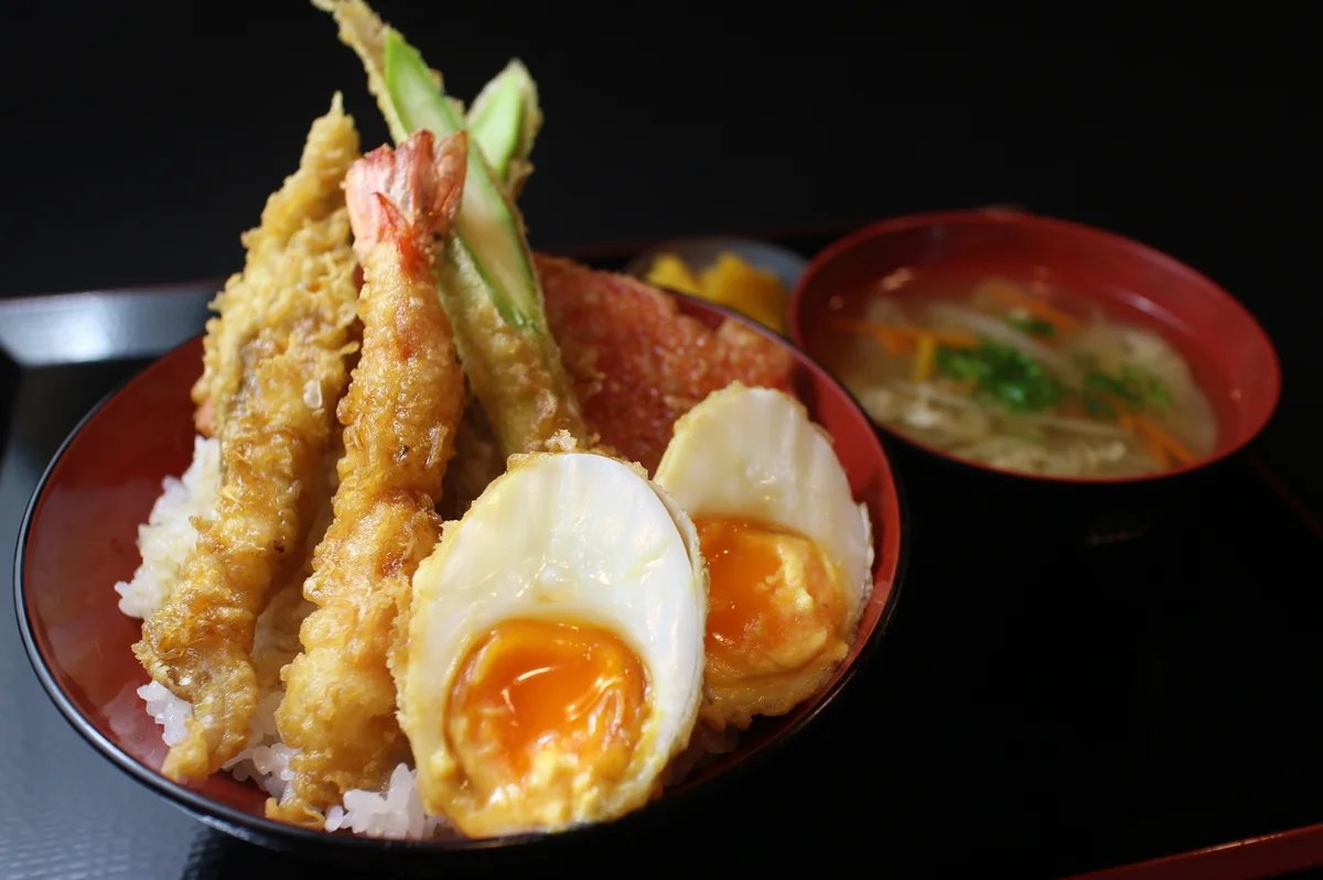 Tempura Tarojiro bar in Osaka Shi, Japan