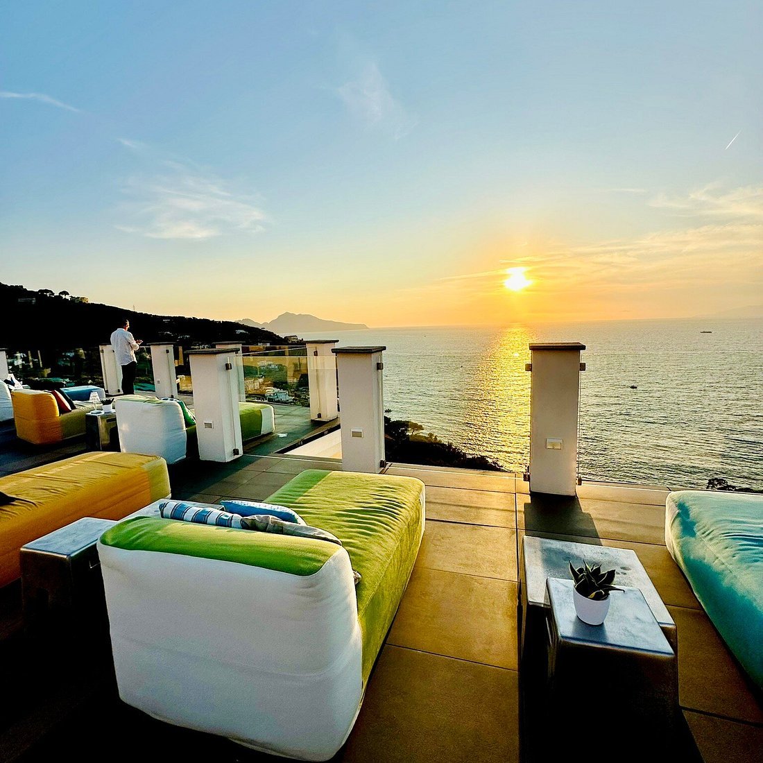 Cielo Sky Lounge