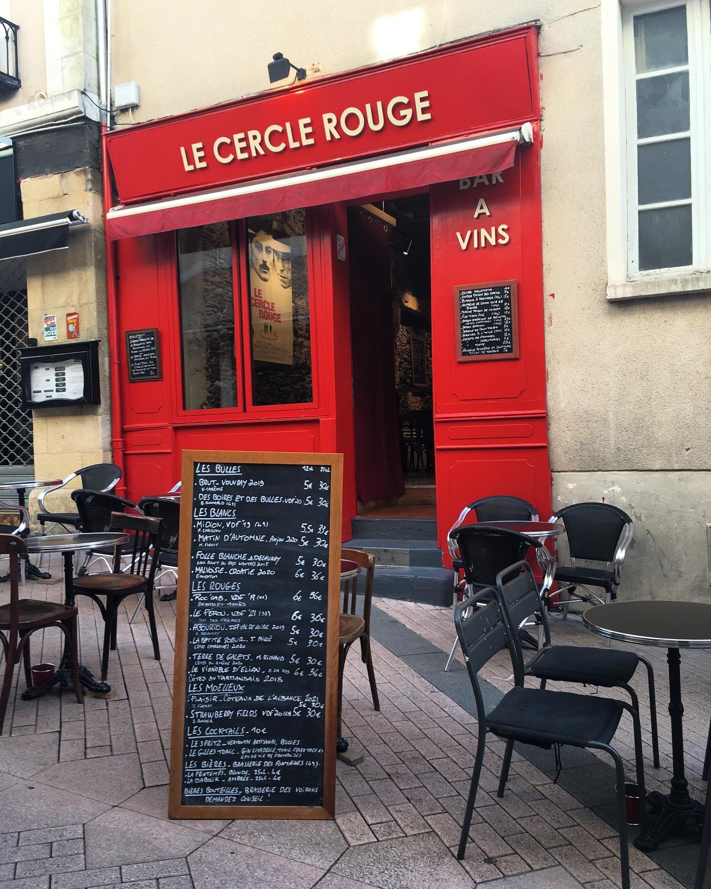 Le Cercle Rouge bar in Angers, France