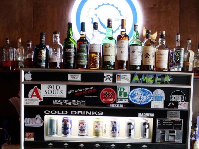 The Hi-Dive Lounge, Kansas City, United States