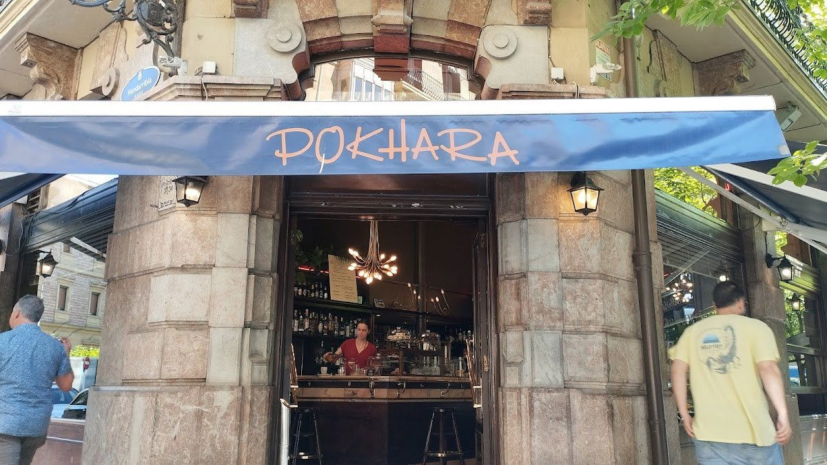 Pokhara taberna, Bar in San Sebastián